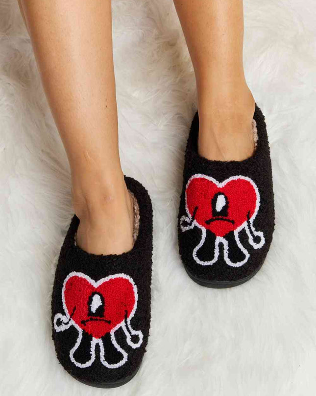 Melody Love Heart Print Plush Slippers
