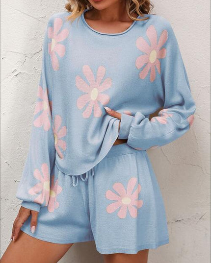 Floral Print Raglan Sleeve Knit Top and Tie Front Sweater Shorts Set
