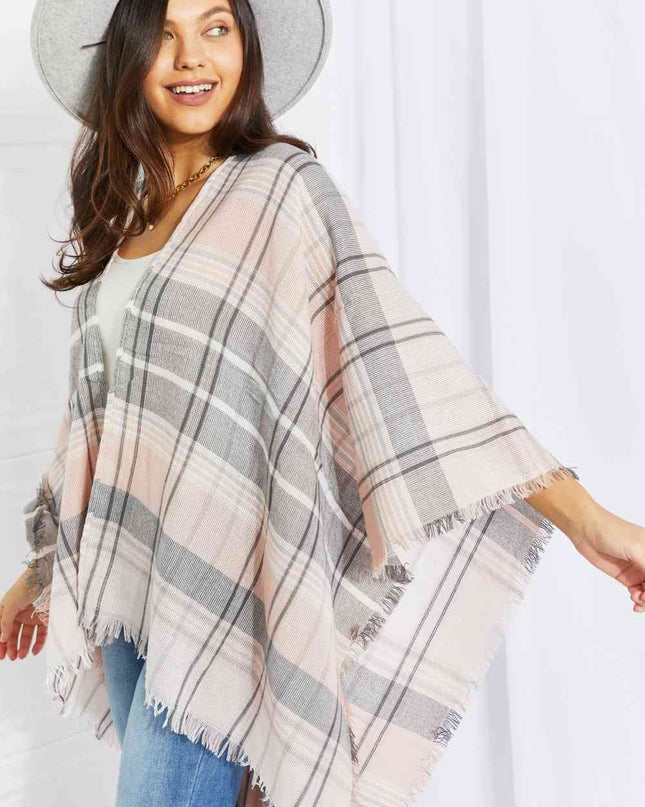 Leto Punch of Plaid Lightweight Poncho